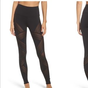 ALO Ultimate High Waist Legging